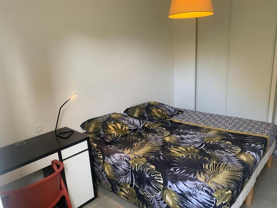 Appart T3 Jardin 1 Km La Plage ! Marsella Exterior foto